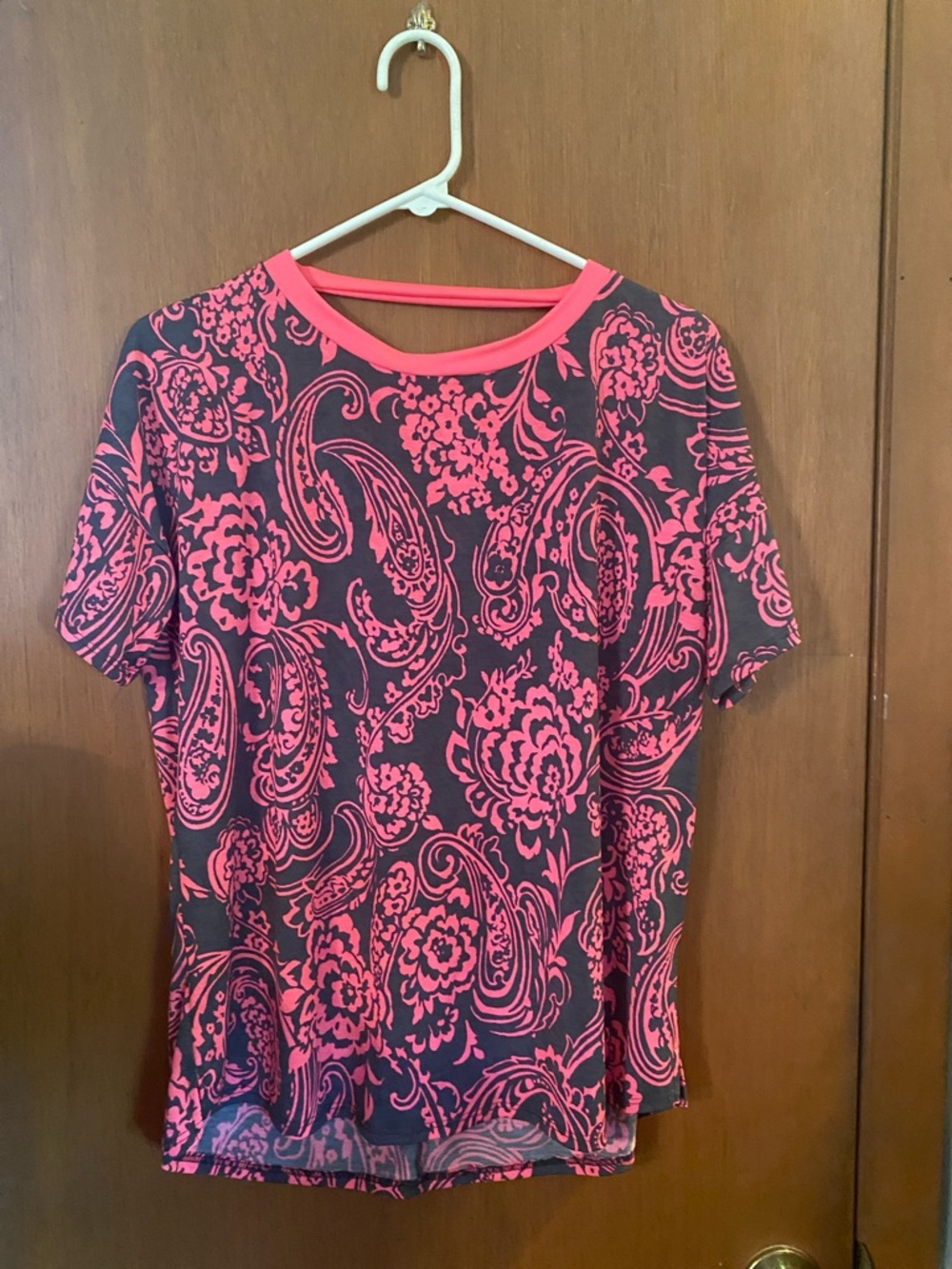 Sew in Love Floral Paisley Short-Sleeve Top - Pink on Charcoal